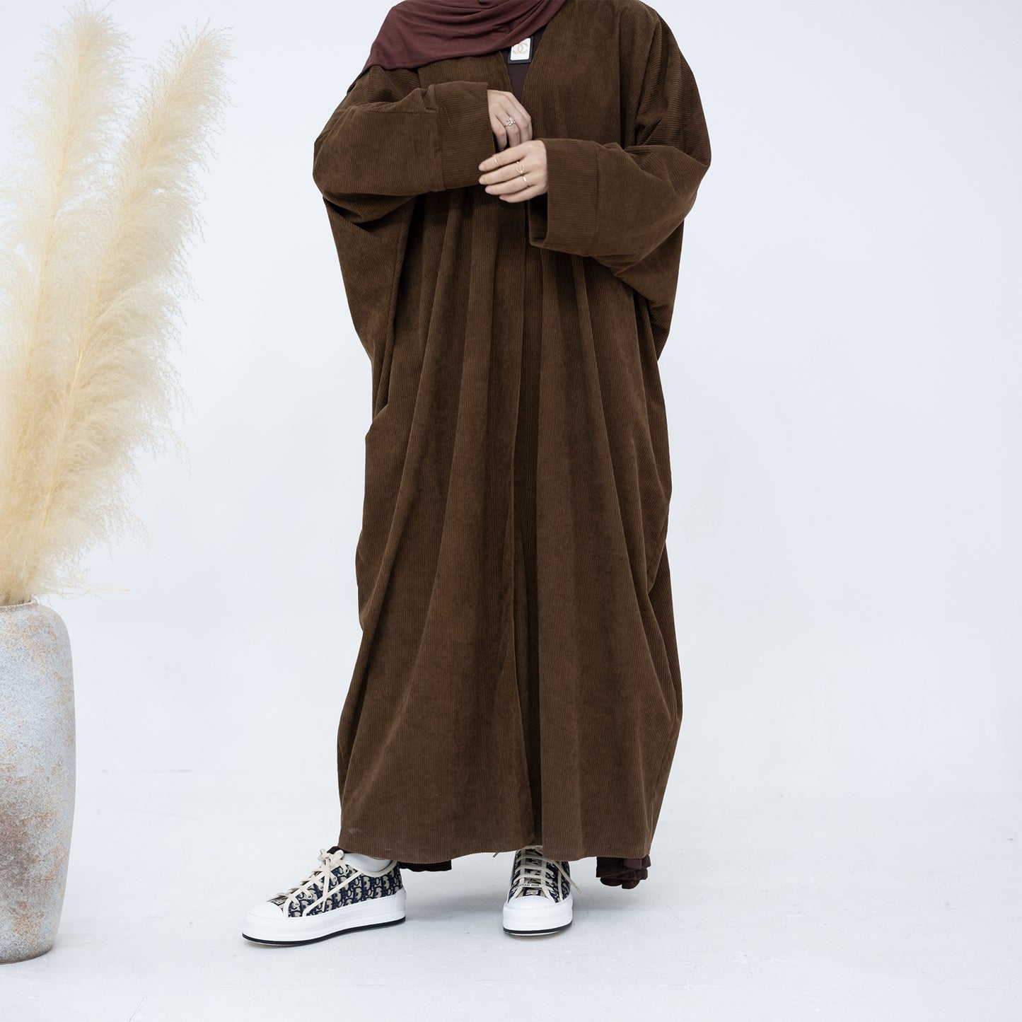 Mira Curduroy Open Abaya